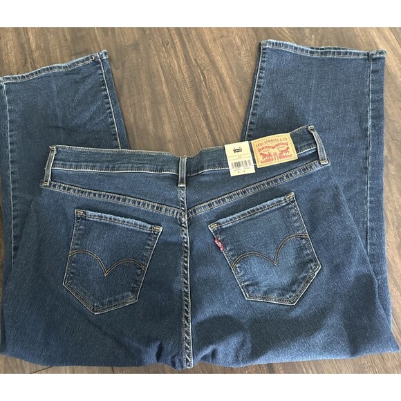 Levi's Women's Trendy Plus Size 311 Shaping Skinny Capri Jeans Blue Denim 16W - Picture 8 of 10